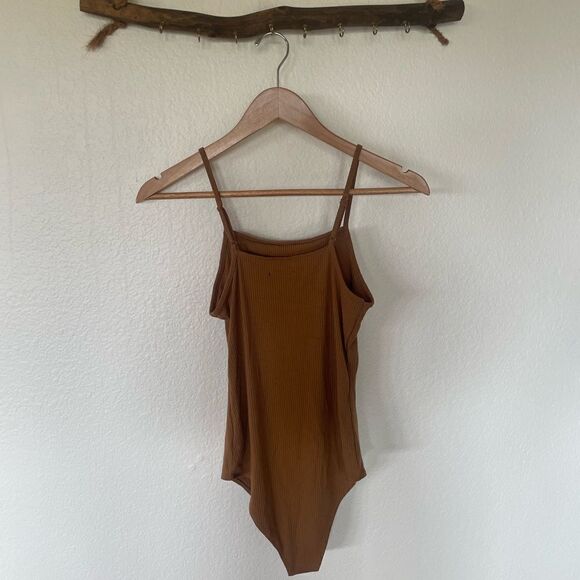 Brown bodysuit  - Picture 3 of 4